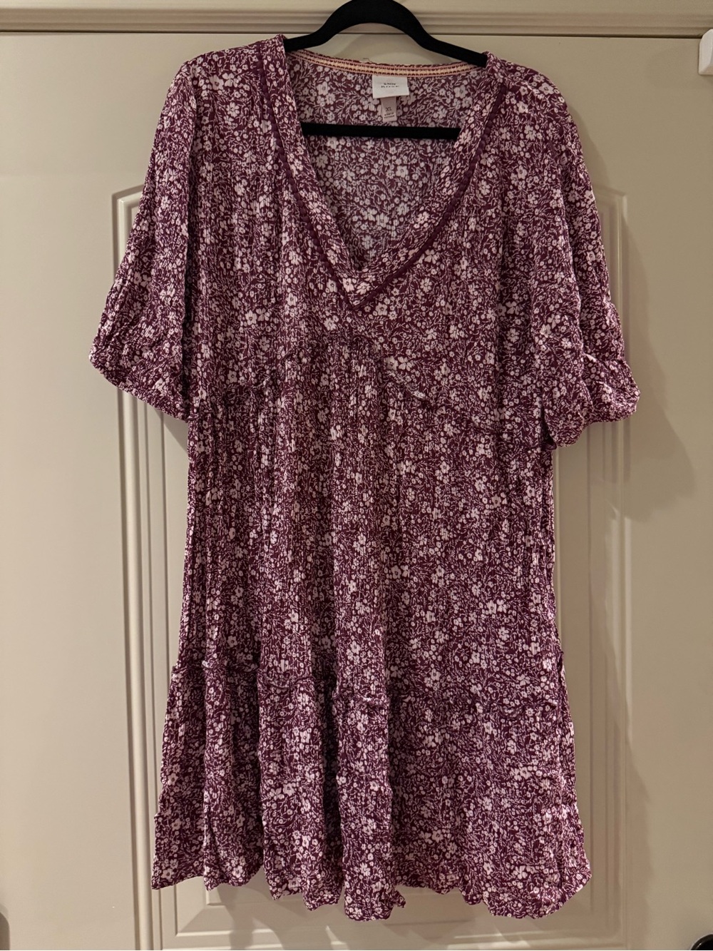Knox Rose Plum Floral V-Neck Short Sleeve Tunic